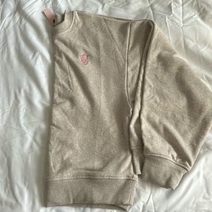 Victoria’s Secret Long sleeve crew neck/ sweater